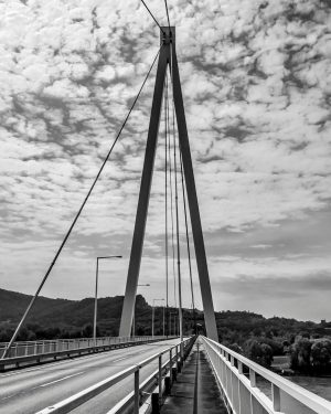 #hainburg #donau #bridge #danube #niederösterreich #lowerauatria #blackandwhite #bunkibärontour #marchfeld