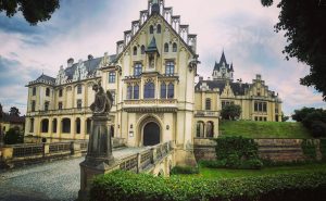 📍Schloss Grafenegg 🇦🇹 #schlossgrafenegg #grafenegg #1000thingsinaustria #niederösterreich #kremsanderdonau #castle #grafeneggcastle #beautifuldestinations #austria #photography ...