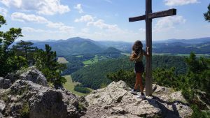 Erlebnisweg Peilstein - #austria #spazieren #nature #ausblick Gipfelkreuz Peilstein