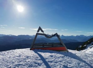 Než vypukne Silvestrovské šílenství tak radši malý lyžařský výlet. 😄❄️🏔️🎿👍 #alpy #ski #hochkar #austria #niederösterreich - Hochkar,...
