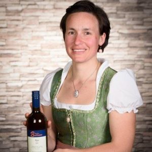 Am Weltfrauentag möchte das Weinforum Thermenregion auf die vielfältigen Möglichkeiten aufmerksam machen, die der Beruf der Winzerin...