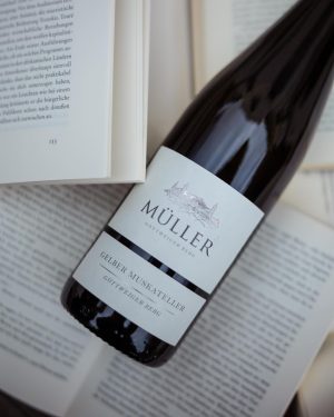 Wenn Worte auf Wein treffen - Literatur und Wein im Stift Göttweig bietet diese tolle Kombination 📚...