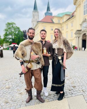 Ihr seid die tollsten Gäste die man sich wünschen kann! 👏☀️Willkommen beim Mittelalterfest in Klosterneuburg!☀️ #mittelalter #mittelalterfestklosterneuburg...