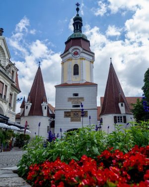 ❤️ Heimatliebe ❤️ Das Steinertor ist einer der Hotspots in Krems. Gleich links davor befindet sich das...